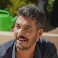 تصویر شخصیت اکبر در رمان خورشید شب برفی
