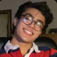 تصویر شخصیت کامیار در رمان جادوگر