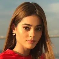 تصویر شخصیت نگین در رمان خود دیگرم